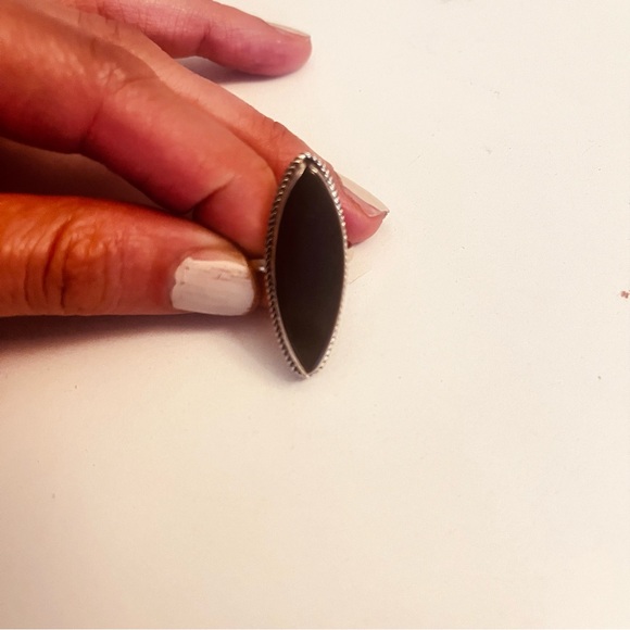 Silver ring - Picture 4 of 7